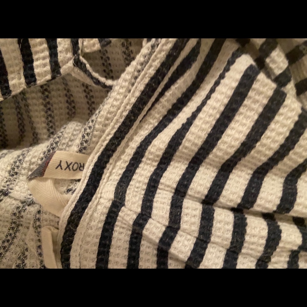 ROXY STRIPED PULLOVER - Picture 3 of 3
